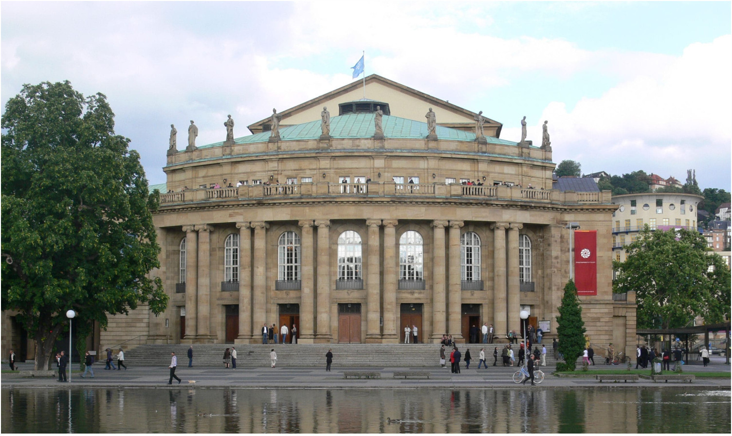 Opernhaus